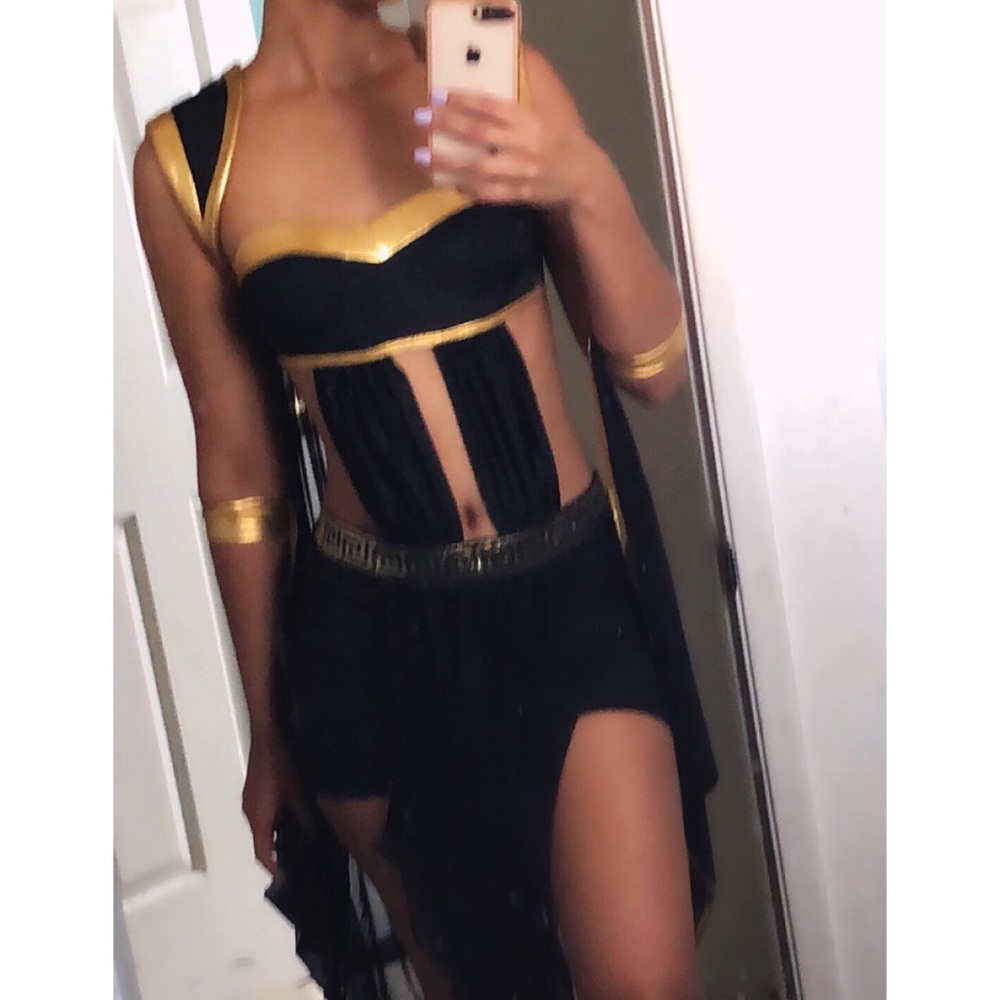 Gold goddess Halloween costume size M
